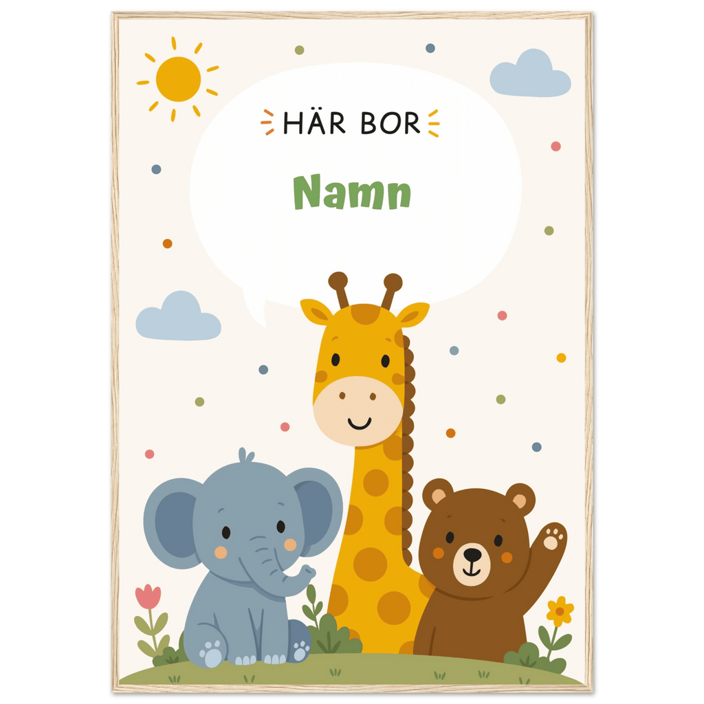 Personlig namnposter med djur – Här bor med grön text poster